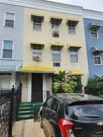 Buy this 5 bed house on 142 West 175th Street in New York, NY 10453