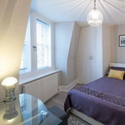 Rent this studio apartment on Costcutter in Lithos Road, London