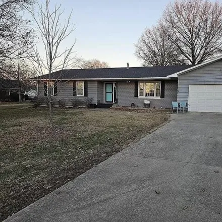 Buy this 3 bed house on 550 South Sunset Avenue in Chanute, KS 66720