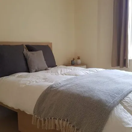 Rent this 2 bed apartment on Tanner's Lane in Bracebridge, LN5 7AG