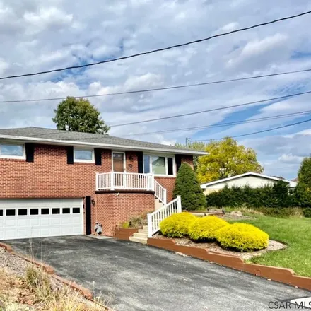 Buy this 3 bed house on 321 Woodmont Road in Upper Yoder Township, PA 15905