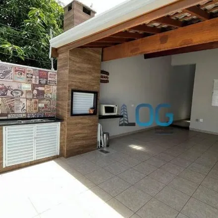 Buy this 2 bed house on Rua do Níquel in Mollon, Santa Bárbara d'Oeste - SP