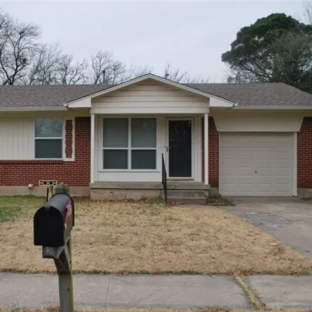 Rent this 3 bed house on 2029 Shawnee Street in Denton, TX 76209
