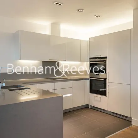 Image 7 - Belgravia Apartments, Longfield Avenue, London, W5 2AZ, United Kingdom - Apartment for rent
