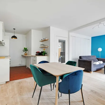 Image 2 - Maison du don de Paris Crozatier, 21 Rue Crozatier, 75012 Paris, France - Apartment for rent
