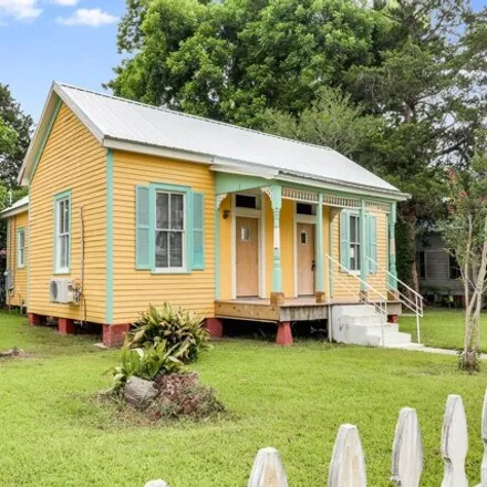 Buy this 3 bed house on 407 Congress Street in Opelousas, LA 70570