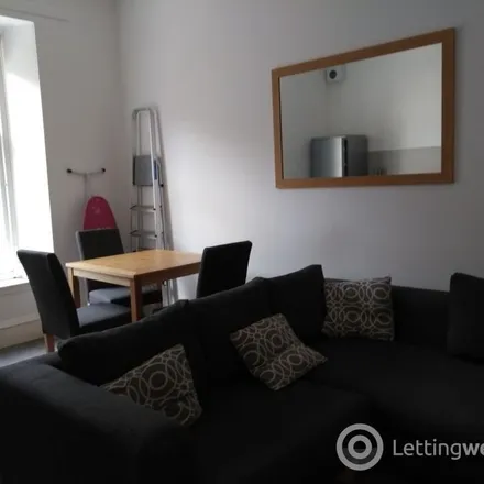 Rent this 2 bed apartment on The Thistles Shopping Centre in Goosecroft Road, Stirling