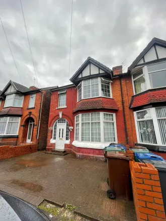 Rent this 3 bed duplex on Richmond Avenue in Prestwich, M25 0LD