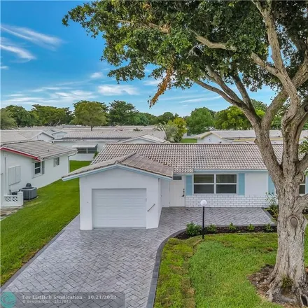 Image 3 - 1421 Northwest 85th Way, Plantation, FL 33322, USA - House for sale