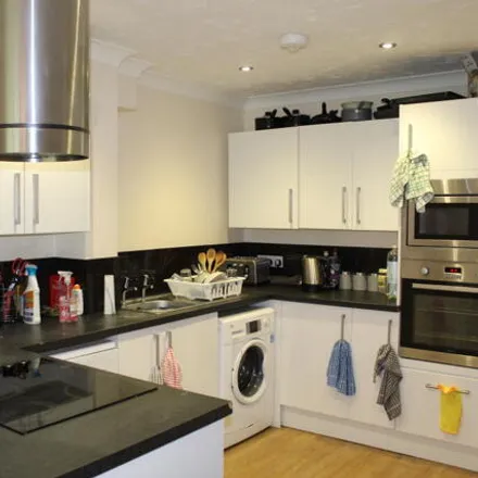 Image 2 - 3 Argyll Mews, Exeter, EX4 4RP, United Kingdom - Townhouse for sale