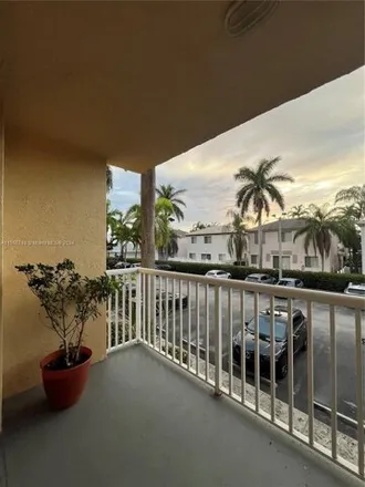 Image 4 - Southeast 3rd Avenue, Dania Beach, FL 33004, USA - Condo for sale