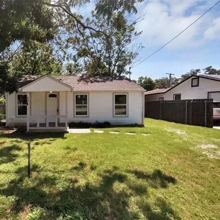 Buy this 2 bed house on 206 North Roe Street in White Settlement, TX 76108