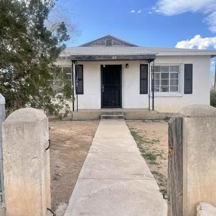 Buy this 4 bed house on 219 Maryland Avenue in Alamogordo, NM 88310