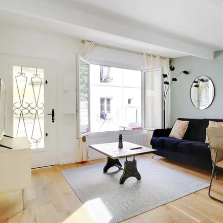 Rent this 2 bed apartment on 9b Rue de Fontarabie in 75020 Paris, France