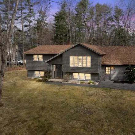Buy this 3 bed house on 25 Acorn Lane in Windham, ME 04062