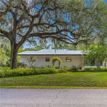 Buy this 5 bed house on 1399 Southeast 17th Avenue in Ocala, FL 34471