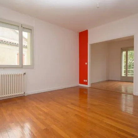 Rent this 1 bed apartment on 2 Cours de l'Esplanade in 07000 Privas, France
