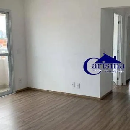 Rent this 2 bed apartment on Rua Lauro Muller in Vila Sacadura Cabral, Santo André - SP