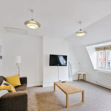 Image 4 - 43 Gower Street, London, WC1E 6HG, United Kingdom - Apartment for rent