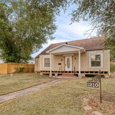 Image 5 - West Sholars Avenue, Pine Grove, Orange, TX 77630, USA - House for sale