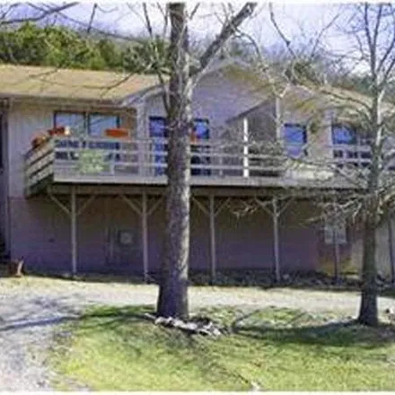 Buy this studio duplex on 60 Hillside Drive in Carroll County, AR 72631