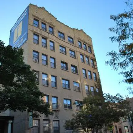 Image 1 - 1939 North Lincoln Avenue, Chicago, IL 60610, USA - Apartment for rent