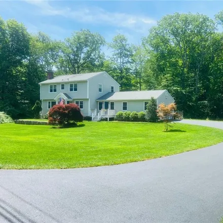 Buy this 4 bed house on 56 Aspen Ledges Road in Ridgefield, CT 06877
