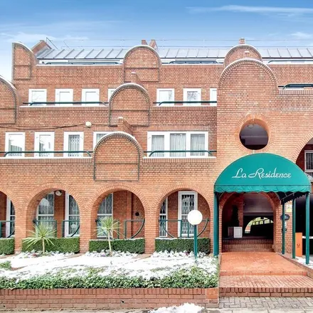 Image 1 - Montessori St Nicholas Charity, 38 Marlborough Place, London, NW8 0PJ, United Kingdom - Apartment for rent
