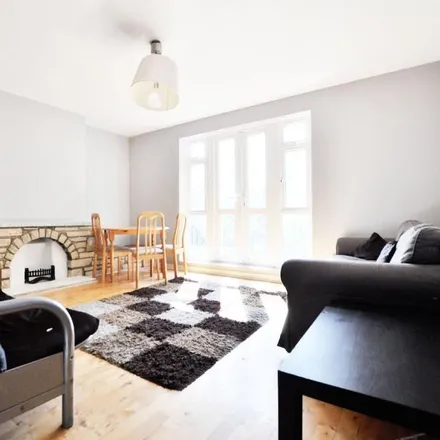 Rent this 3 bed apartment on Wimbourne Court in Cavendish Street, London