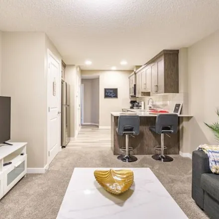 Image 2 - Evanston, Calgary, AB T3R 1W1, Canada - House for rent