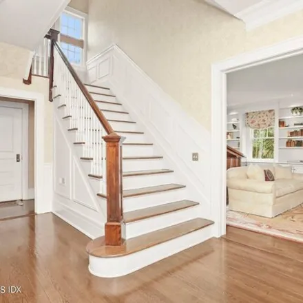 Image 3 - 10 Lenox Drive, Greenwich, CT 06830, USA - House for sale