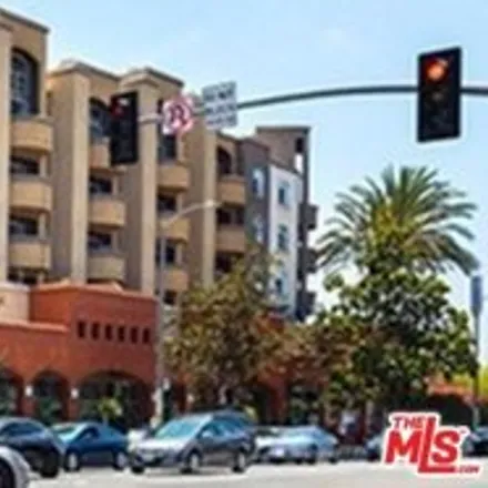 Rent this 1 bed condo on Broadcast Center Apartments in The Grove Drive, Los Angeles