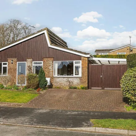 Buy this 4 bed house on Arundel Close in New Alresford, SO24 9PJ