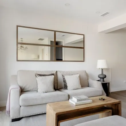 Rent this 2 bed apartment on Madrid in Calle de Maldonado, 42