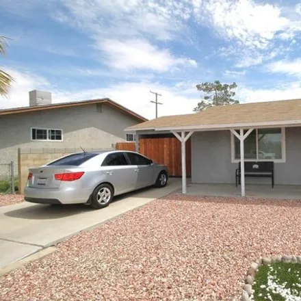 Image 2 - 25589 Cheryle Street, Lenwood, San Bernardino County, CA 92311, USA - House for sale