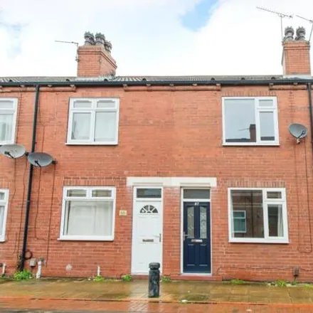 Buy this 2 bed townhouse on Glebe Street in Castleford, WF10 4AR