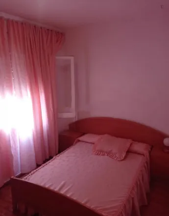 Rent this 4 bed room on Carrer de Taurus in 20, 08784 Piera