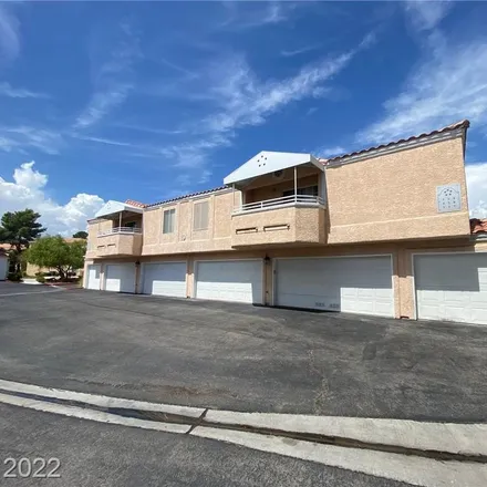 Buy this 3 bed condo on Walter Jacobson Elementary School in Boseck Drive, Las Vegas