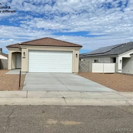 Buy this 3 bed house on 3577 North Kenneth Road in Kingman, AZ 86409