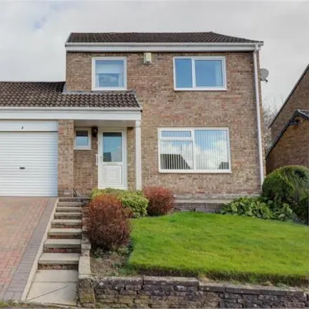 Buy this 3 bed house on Snow's Green Farm in Epsom Close, Benfieldside