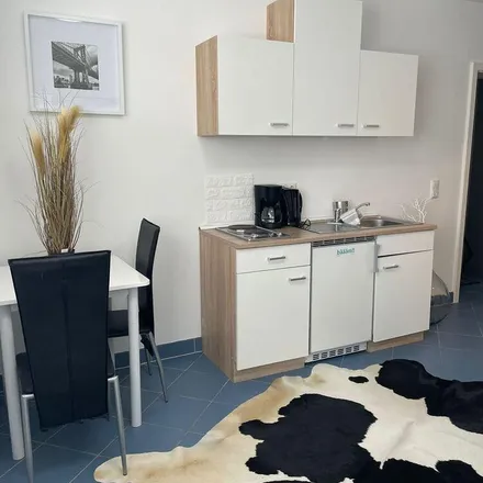Rent this 1 bed apartment on Alpenveilchenstraße 39 in 80689 Munich, Germany