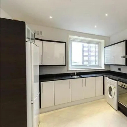 Image 2 - Overfinch, 151 Park Road, London, NW8 7HT, United Kingdom - Room for rent