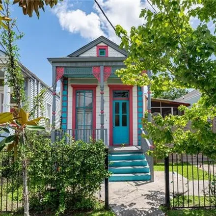 Buy this 3 bed house on 4037 Ulloa Street in New Orleans, LA 70119