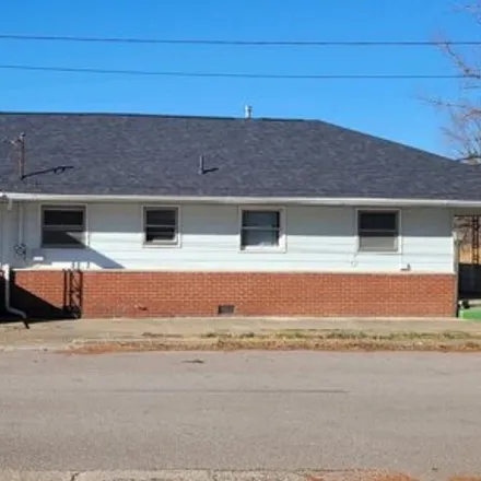 Buy this 3 bed house on 773 Goodlet Street in Petersburg, Pike County
