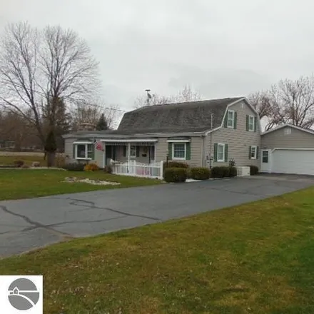 Buy this 5 bed house on 407 South Ithaca Street in Ithaca, Gratiot County