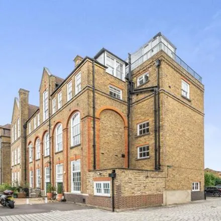 Buy this 3 bed apartment on Lyham Road in London, SW2 5DD