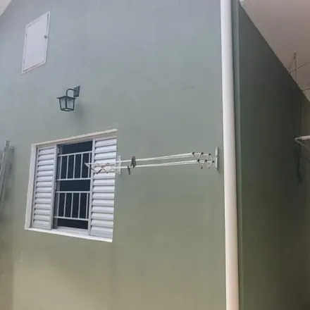 Rent this 2 bed house on Rua Chico de Paula in Centro, Mogi Guaçu - SP