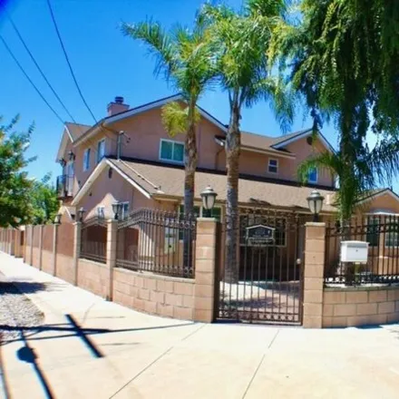 Buy this 5 bed house on 6701 Hinds Ave in North Hollywood, California