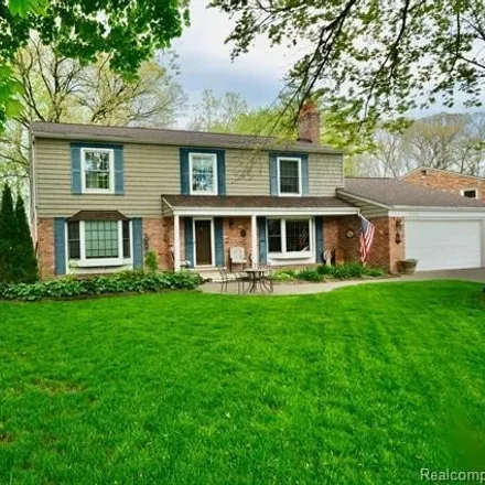 Buy this 4 bed house on 30301 Fox Run Drive in Beverly Hills, MI 48025