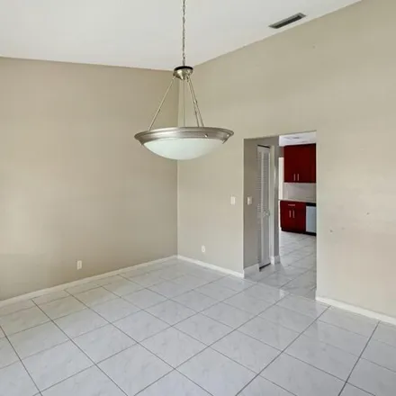 Image 5 - 7403 Northwest 48th Place, Lauderhill, FL 33319, USA - House for rent